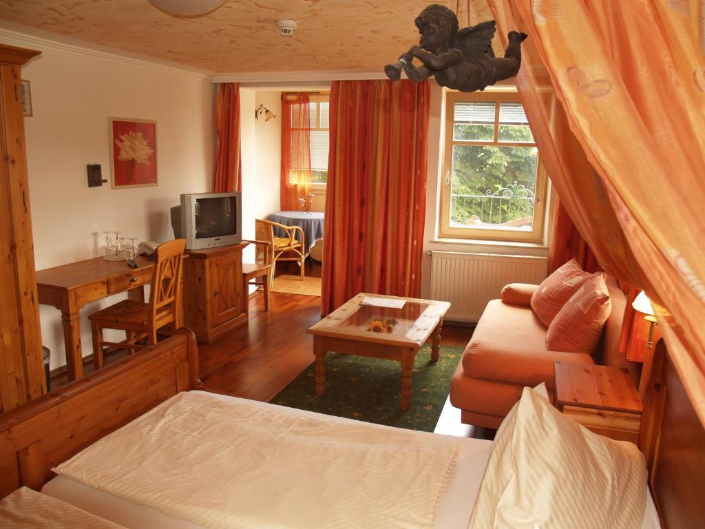 Landhotel Mariensaeule Wernstein am Inn Szoba fotó