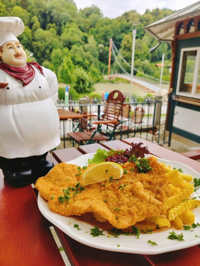 Landhotel Mariensaeule Wernstein am Inn Kültér fotó