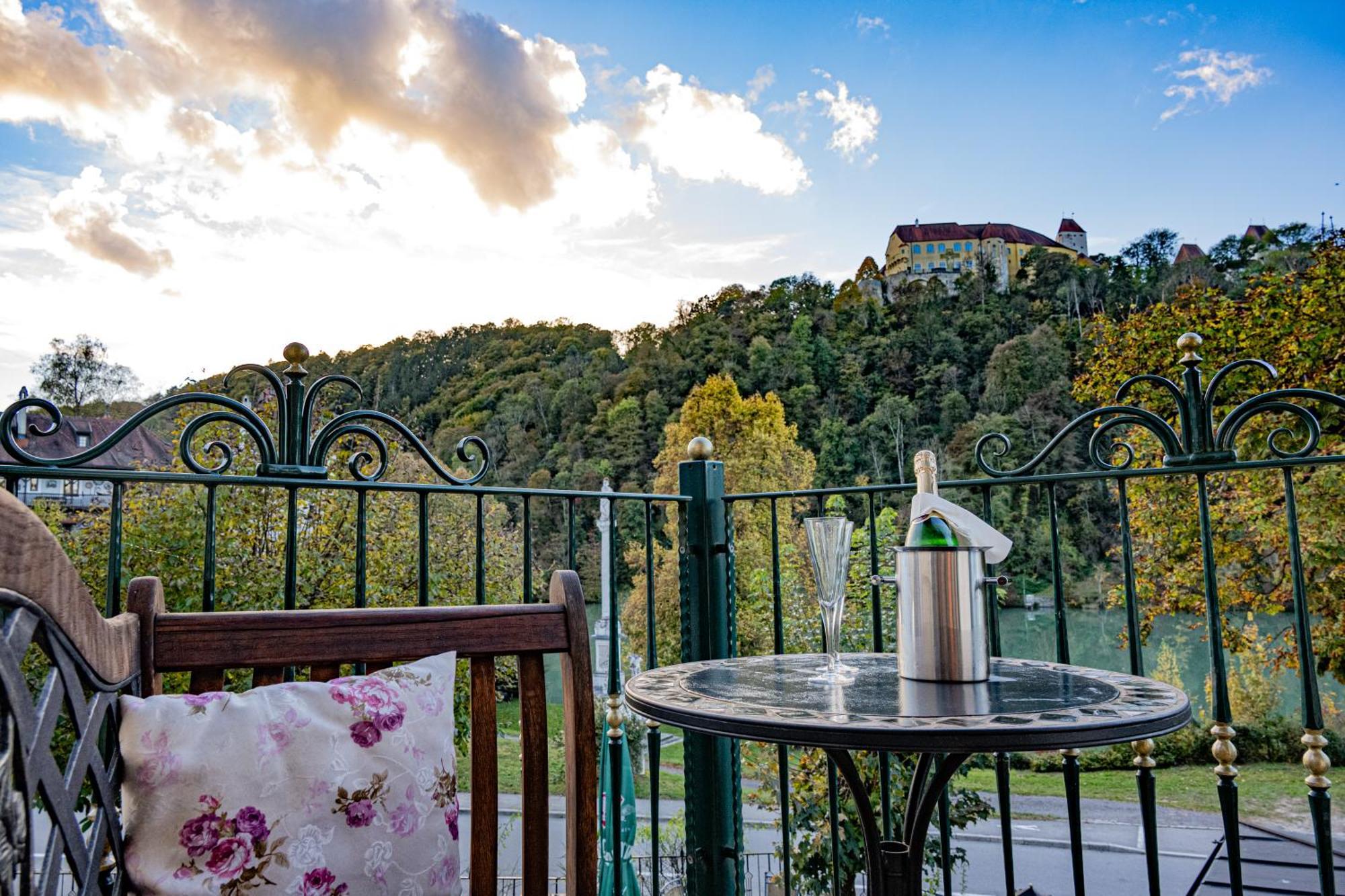 Landhotel Mariensaeule Wernstein am Inn Kültér fotó