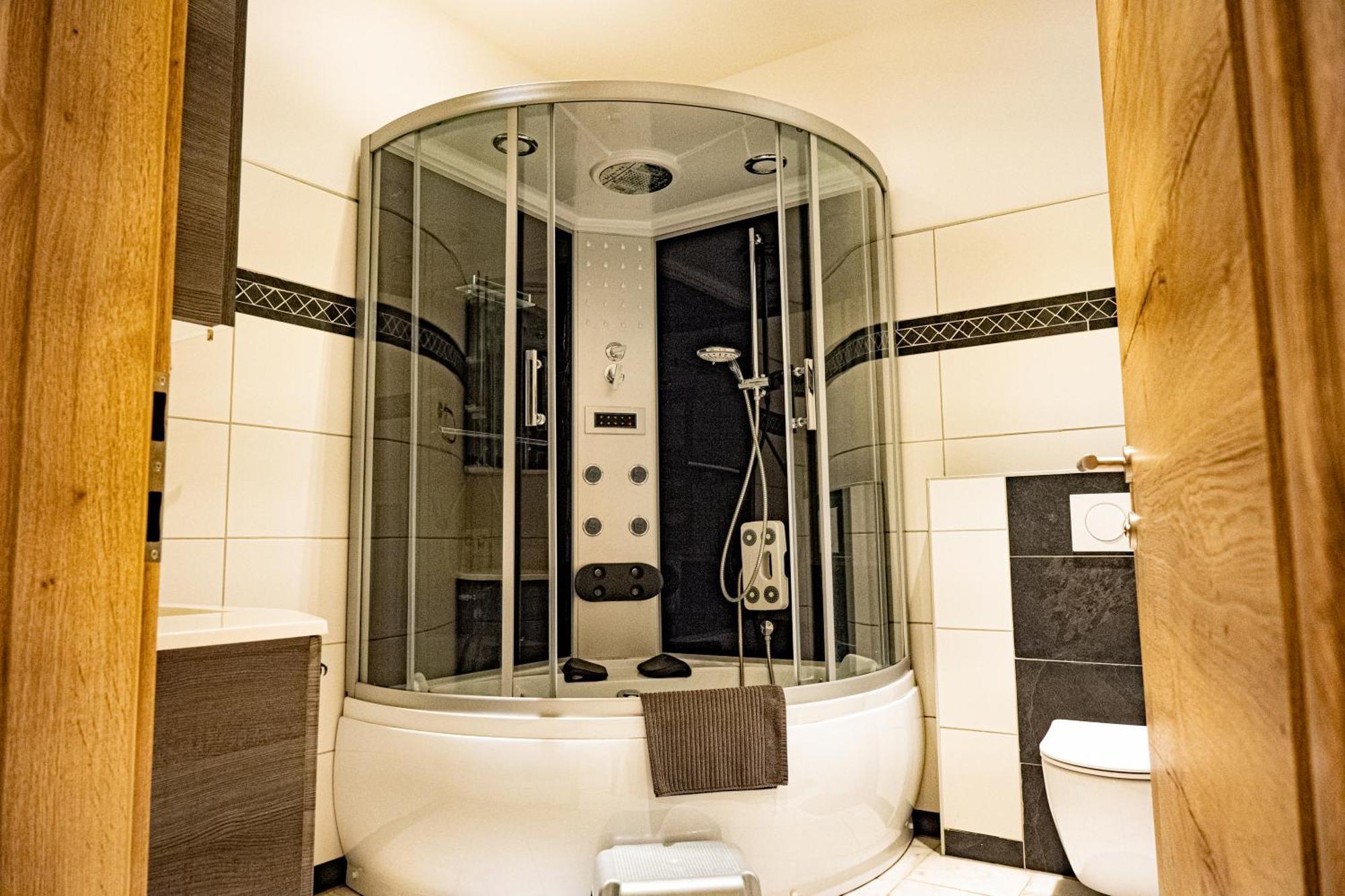 Landhotel Mariensaeule Wernstein am Inn Kültér fotó